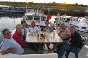 Relaxing on the Magnifque flybridge with friends and family.