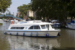 Boats for Hire in Burgundy, France - Calypso