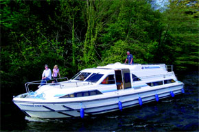 Boats for Hire in Burgundy, France - Classique Star