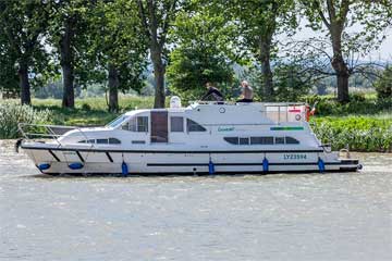 Boats for Hire in Burgundy, France - Europa 400