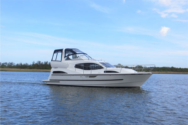 Shannon River Boats for Hire in Ireland - Inver King