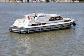 Boats for Hire in Burgundy, France - Nautilia