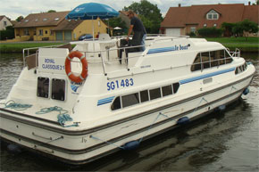 Boats for Hire in Burgundy, France - Royal Classique