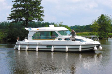 Boats for Hire in Burgundy, France - Sedan 1000
