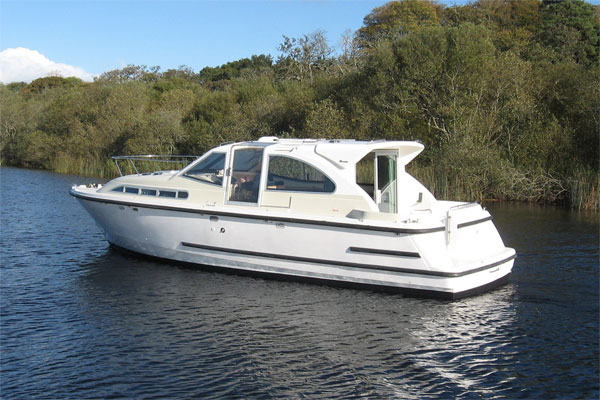 Cruisers for hire on the Shannon River - Limerick Class