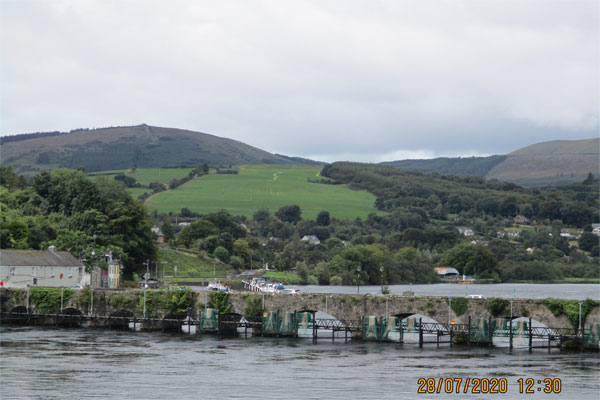 Shannon Boat Hire Gallery - The bridge at Killaloe