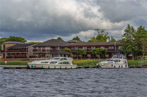 Shannon Boat Hire Gallery - Boats moored