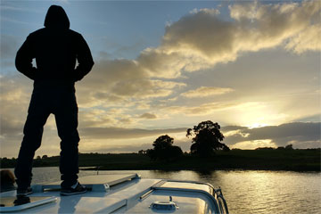 Shannon Boat Hire Gallery - Epic... Assasins Creed type Epic