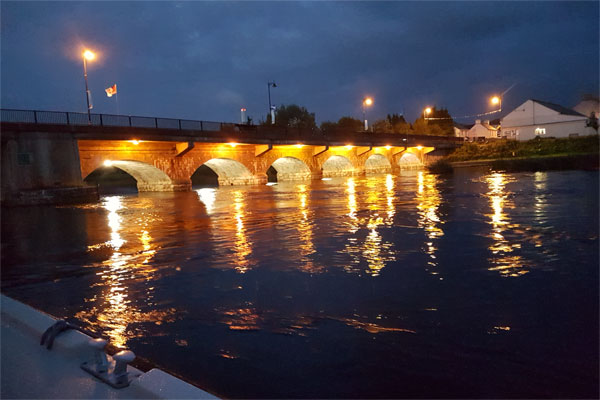 Shannon Boat Hire Gallery - Carrick-on-Shannon at night