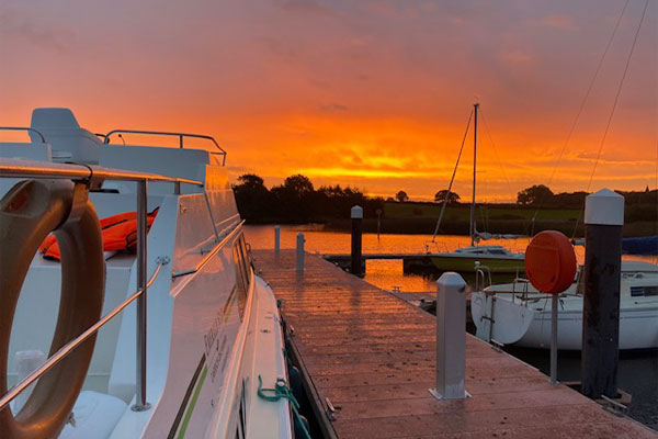 Shannon Boat Hire Gallery - Spectacular Shannon Sunset