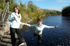 Shannon Boat Hire Gallery - Wait a minute - is she walking on water?