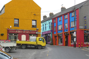 Shannon Boat Hire Gallery - "These colourful buildings are situated in Atlone, a town/city we stayed in for two days because we couldn't get enough."