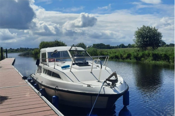 Shannon Boat Hire Gallery - Moored on a Carlow Class