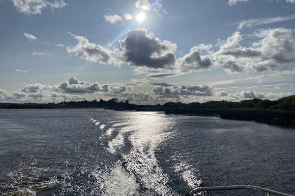 Shannon Boat Hire Gallery - Crusing from Carrick-on-Shannon on a Lakes Star