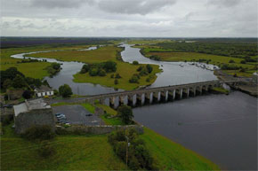 Shannon Boat Hire Gallery - A fantastic view of Shannonbridge on the Shannon River