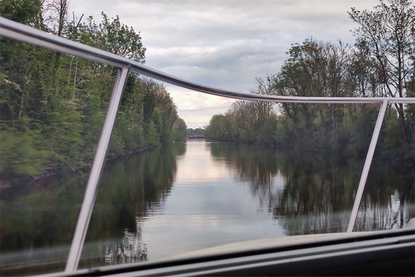 Shannon Boat Hire Gallery - Cruising the Shannon-Erne waterway