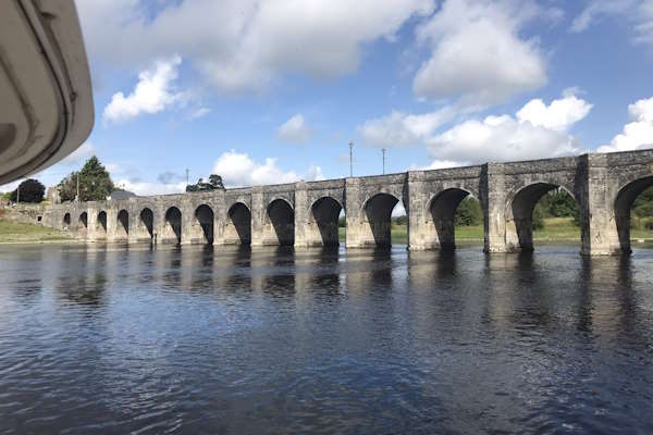 Shannon Boat Hire Gallery - Moored at Shannonbridge on a Silver Stream