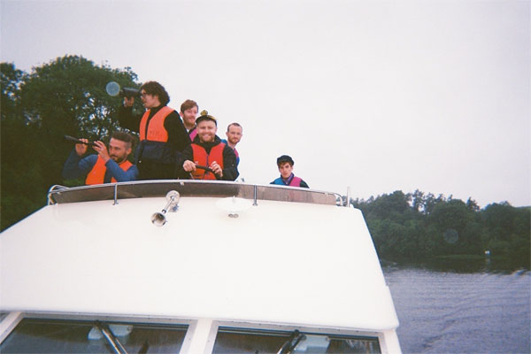 Shannon Boat Hire Gallery - All hands on deck