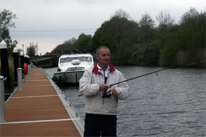 Shannon Boat Hire Gallery - Might as well try to catch something...