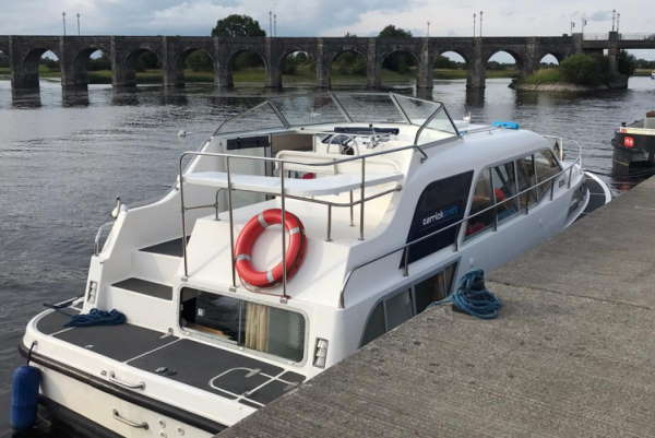 Shannon Boat Hire Gallery - Kilkenny Class moored at Shannonbridge