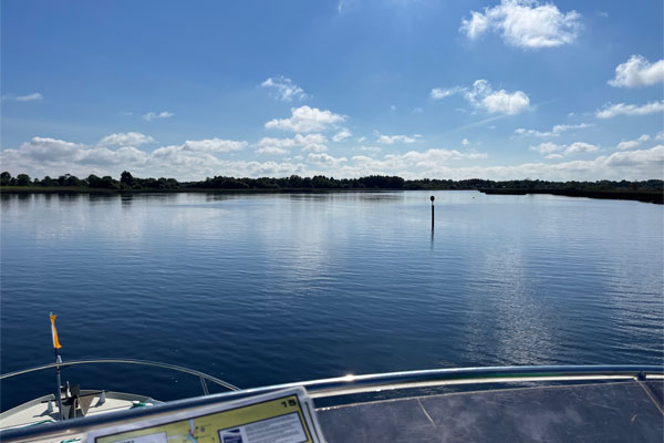 Cruising south from Carrick on a Shannon Star