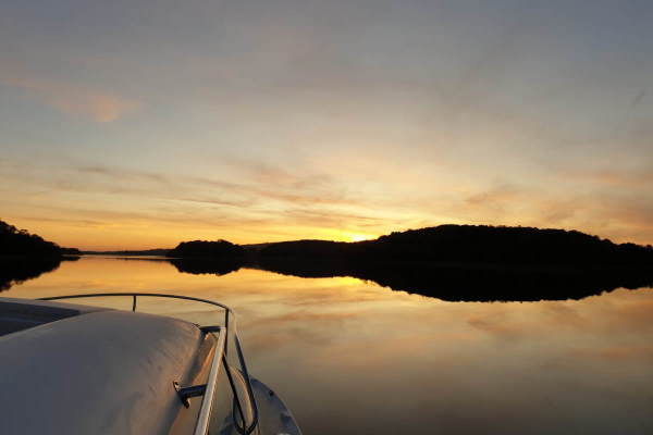 Shannon Boat Hire Gallery - Dead Calm