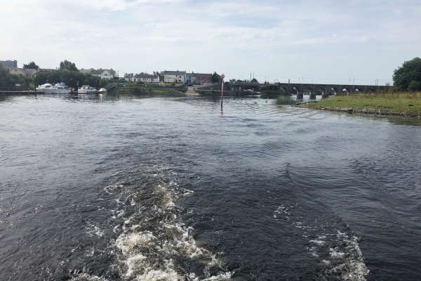 Shannon Boat Hire Gallery - Leaving Shannonbridge on a Silver Stream cruiser