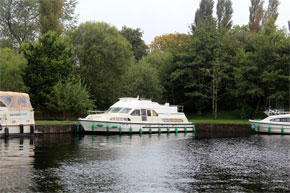 Shannon Boat Hire Gallery - Moored on a Shannon Star