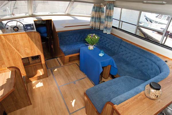 The Saloon on the Classique Hire Boat