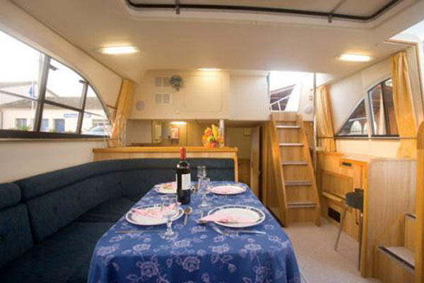 Saloon on the Clipper Hire Cruiser