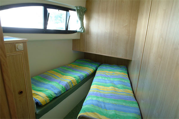 Forward cabin in the Elegance Cruiser.