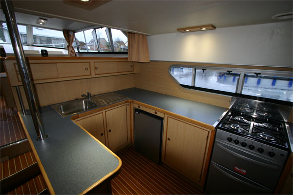 The Galley on the Fermanagh Class Cruiser - Shannon River Boat Hire Ireland