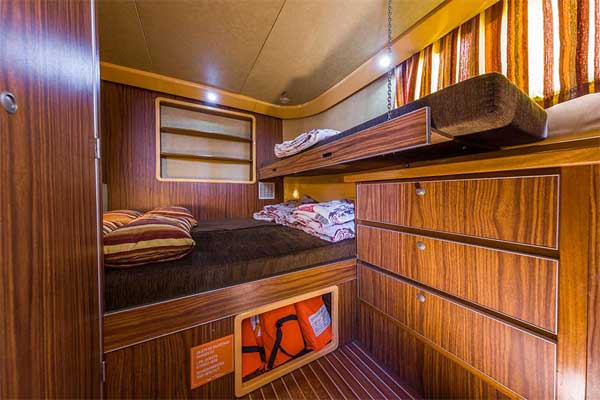 Front cabin with pull-out bed on the P1400 Penichette.