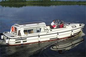 Shannon River Boat Hire Ireland Lough Ree 1135