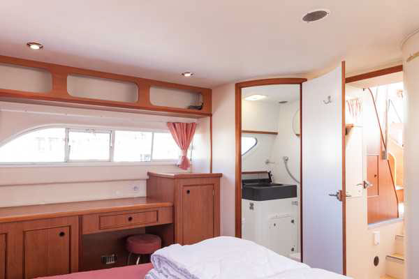 Rear cabin on the Longford Class hire boat.