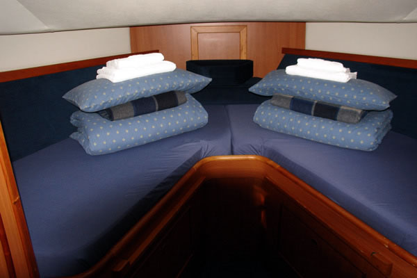 Fore Cabin on the Noble Captain Cruiser