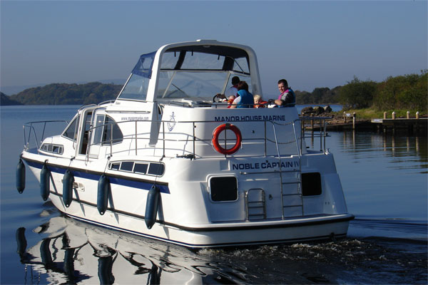 Rear view of the Noble Captain Shannon River Cruiser