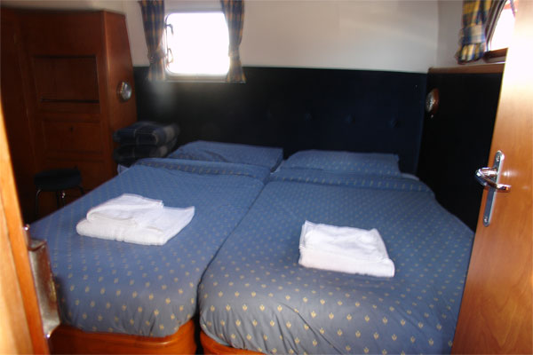 Sleeping cabin on the Noble Duke Hire Cruiser