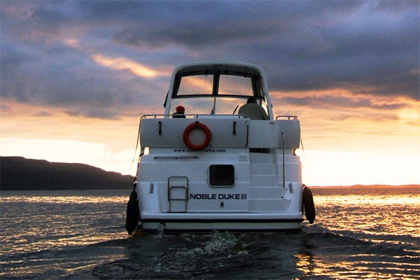 Rear view of the Noble Duke hire boat.