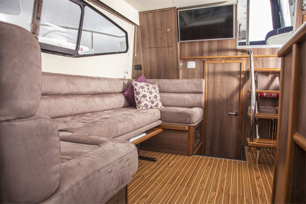 Saloon on the Silver Shadow Hire Cruiser