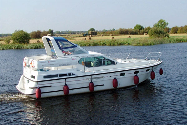 Shannon River Boats for Hire in Ireland - Silver Legend