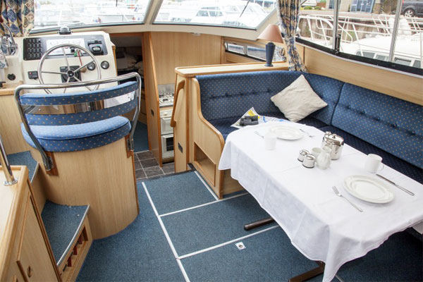 Saloon on the Silver Swan Hire Boat