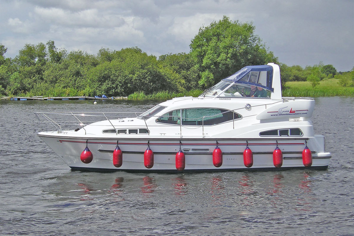 Boats for Hire on the Shannon River - Silver Spray