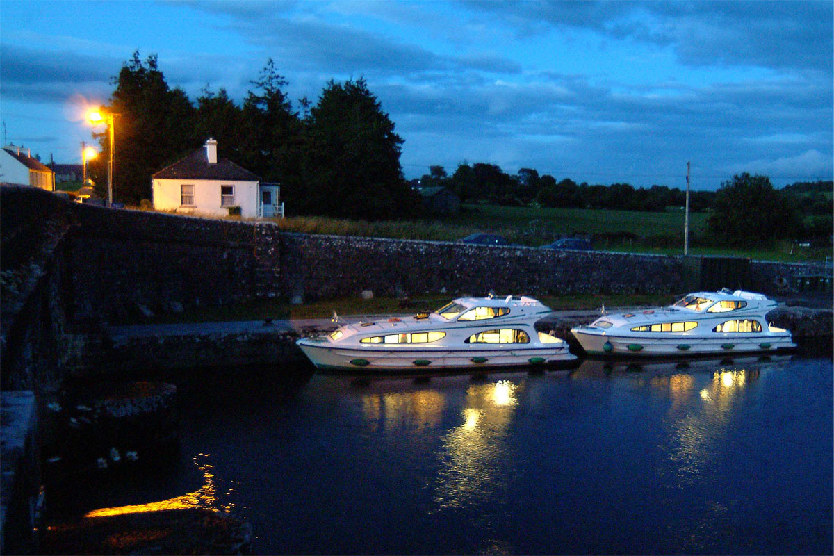 Boats for Hire on the Shannon River - Caprice