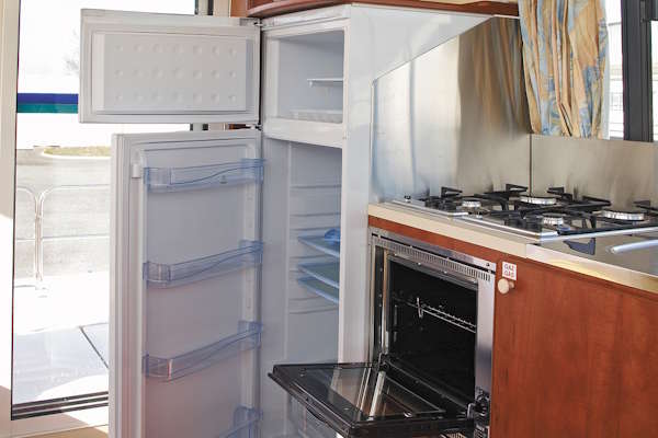 Galley on the Cavan Class hire boat.