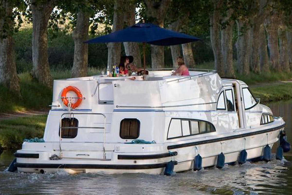 Clipper, River & Canal Boats