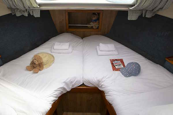 Forward bow cabin on the Crusader hire boat.