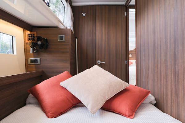 Side cabin on the Liberty hire boat.