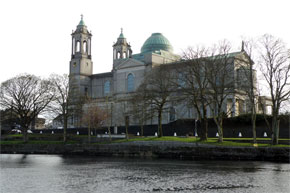 Entering Athlone by boat