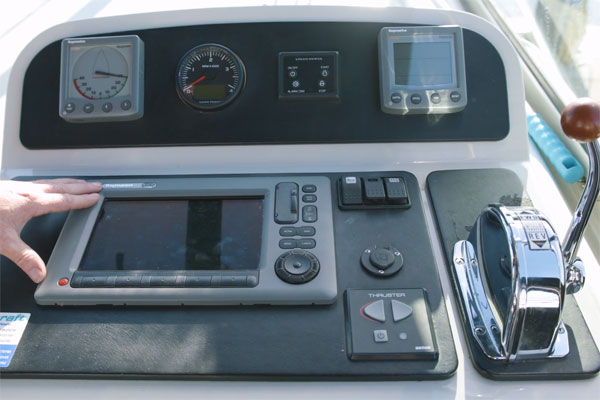 Boat Demonstration for the Linssen 34.9 hire boat
